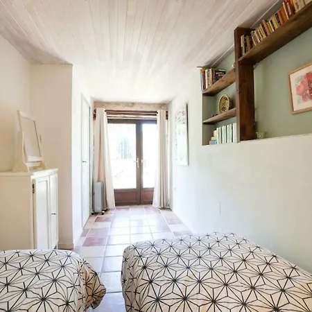 Les Pieds Dans L'eau, La Source Casa vacanze *